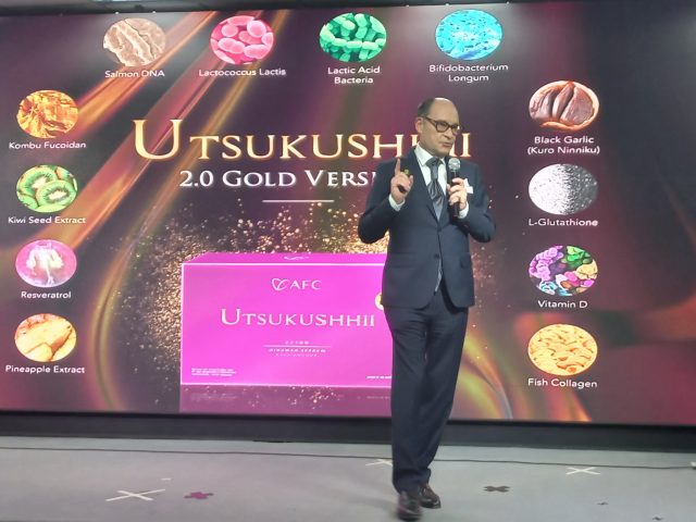 Prof. Dr. Med. Olaf W. Kuhnke: Produk Utsukushhi Gold Powerfull  Bermamfaat Luar Biasa untuk  Kesehatan Tubuh
