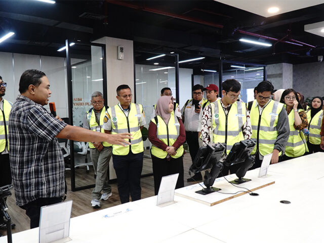 Dukung Kebijakan Logistik Nasional, IPC TPK Paparkan Kinerja Operasional Real-Time kepada Bappenas RI