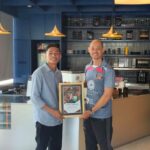 Adolfus Gantur Terima Beasiswa Pendidikan Advokat Dari Tuantana Property Bali Adolfus Gantur Terima Beasiswa Pendidikan Advokat Dari Tuantana Property Bali